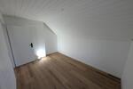 Dachgeschoßwohnung Wesel Bislich - 3 Zimmer, 72 m&sup2;, 116.000&euro; | Angebot:25649505