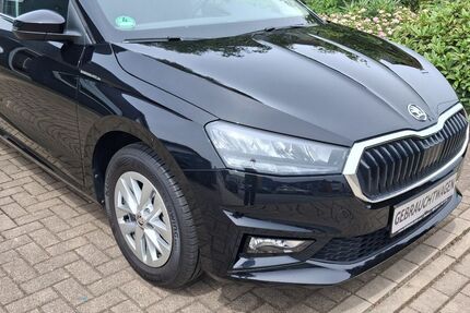 Skoda Fabia 9.000 km 17.990 &euro; Borken 46325