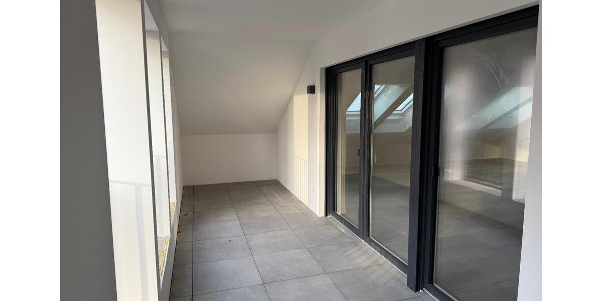 Dachgeschoßwohnung Rhede - 3 Zimmer, 108 m&sup2;, 1.249&euro; | Angebot:26677994