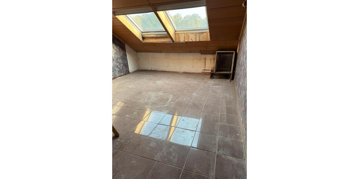 Einfamilienhaus Rees - 3 Zimmer, 120 m&sup2;, 140.000&euro; | Angebot:25299494