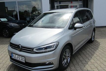 VW Touran 5.555 km 41.950 &euro; Emmerich am Rhein 46446