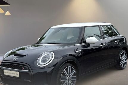 Mini Cooper S 47.851 km 25.890 &euro; Bocholt 46395