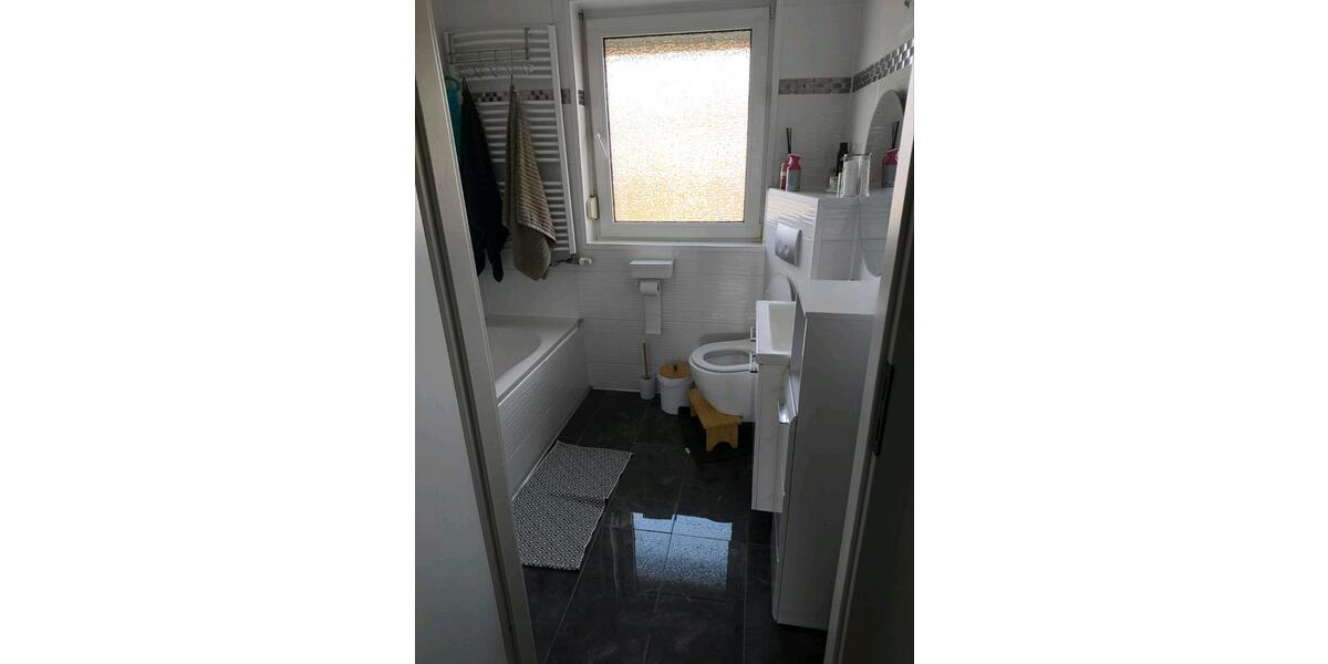 Reihenhaus Emmerich am Rhein - 4 Zimmer, 80 m&sup2;, 220.000&euro; | Angebot:26186487