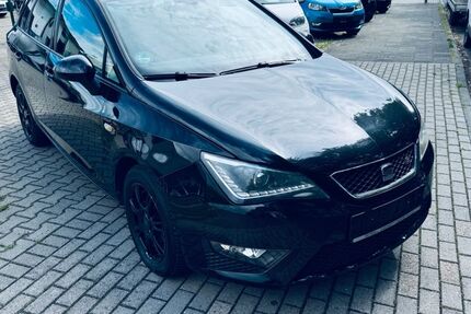 Seat Ibiza 127.000 km 6.480 &euro; XANTEN 46509