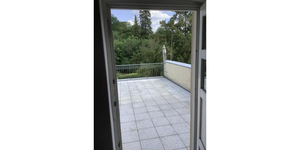 Dachgeschoßwohnung Vreden - 6 Zimmer, 170 m&sup2;, 1.300&euro; | Angebot:25253024