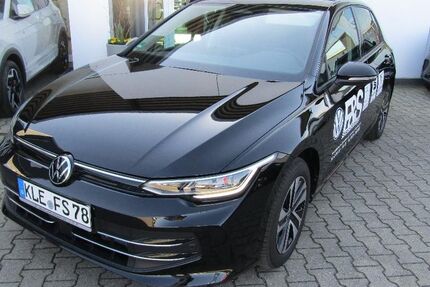 VW Golf 5.555 km 34.850 &euro; Emmerich am Rhein 46446