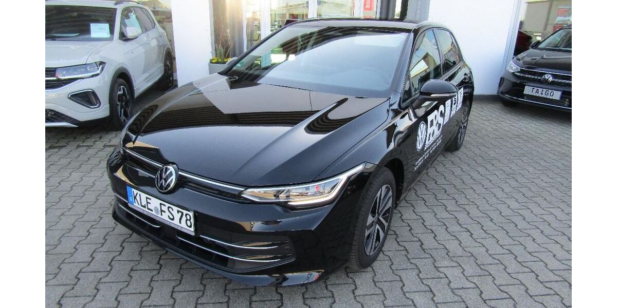 VW Golf 5.555 km 37.650 &euro; Emmerich am Rhein 46446
