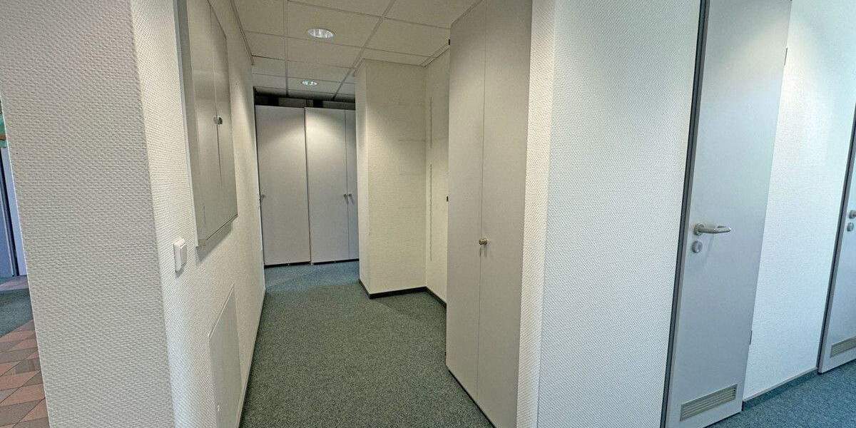 Gewerbeobjekt Voerde Holthausen - 7 Zimmer, 140 m&sup2;, 390.000&euro; | Angebot:25741548