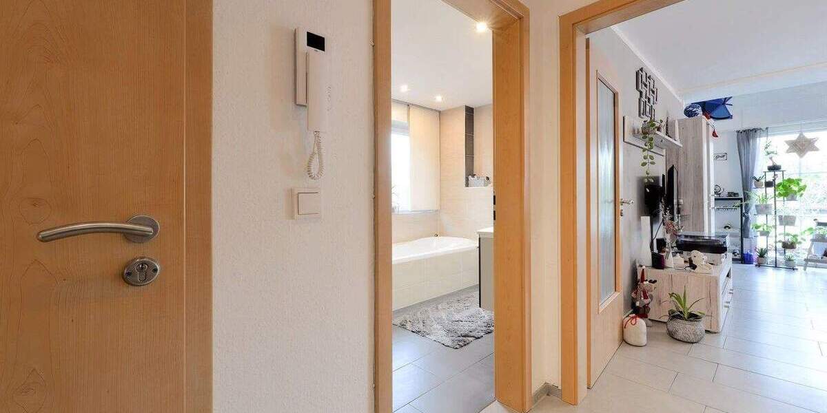 Etagenwohnung Xanten - 5 Zimmer, 122 m&sup2;, 360.000&euro; | Angebot:25675598