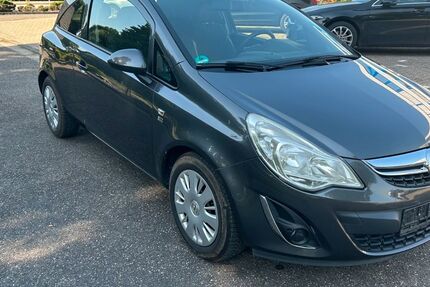 Opel Corsa 155.000 km 3.400 &euro; Rees 46459
