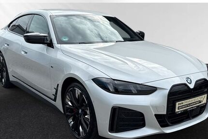 BMW i4 23.268 km 61.490 &euro; Wesel 46485