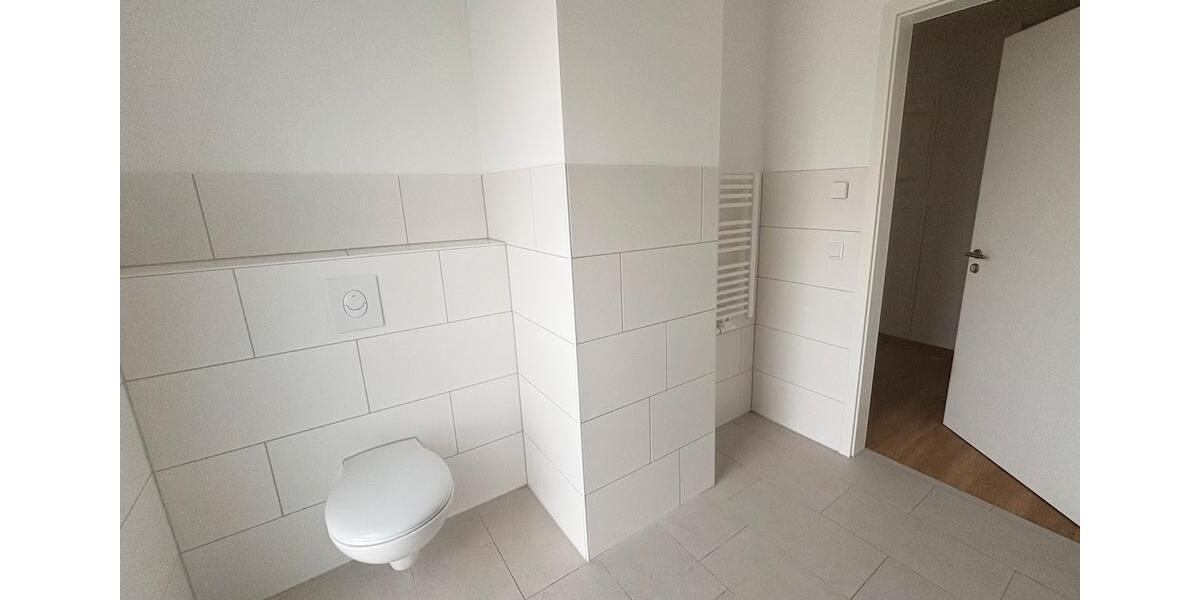 Etagenwohnung Emmerich am Rhein - 3 Zimmer, 90 m&sup2;, 980&euro; | Angebot:25978179
