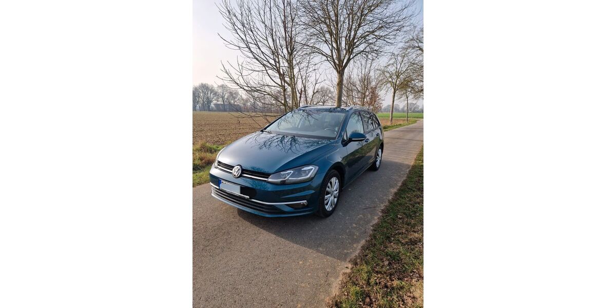 VW Golf 119.930 km 15.499 &euro; Isselburg 46419