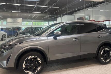 Nissan Qashqai 21.199 km 25.890 &euro; Bocholt 46395