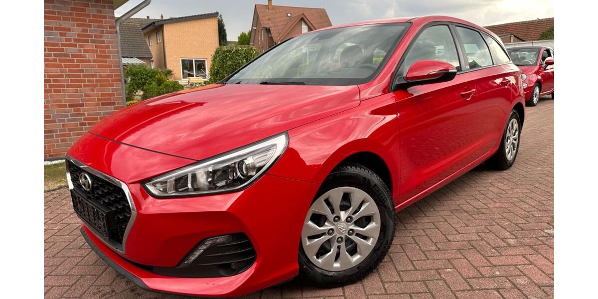 Hyundai i30 82.000 km 12.300 &euro; Reken 48734