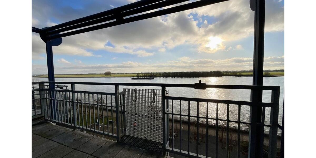 Maisonettenwohnung Emmerich am Rhein - 2.5 Zimmer, 113 m&sup2;, 1.518&euro; | Angebot:24980722