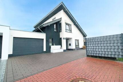 Haus Rees - 6 Zimmer, 178 m&sup2;, 690.000&euro; | Angebot:25958605