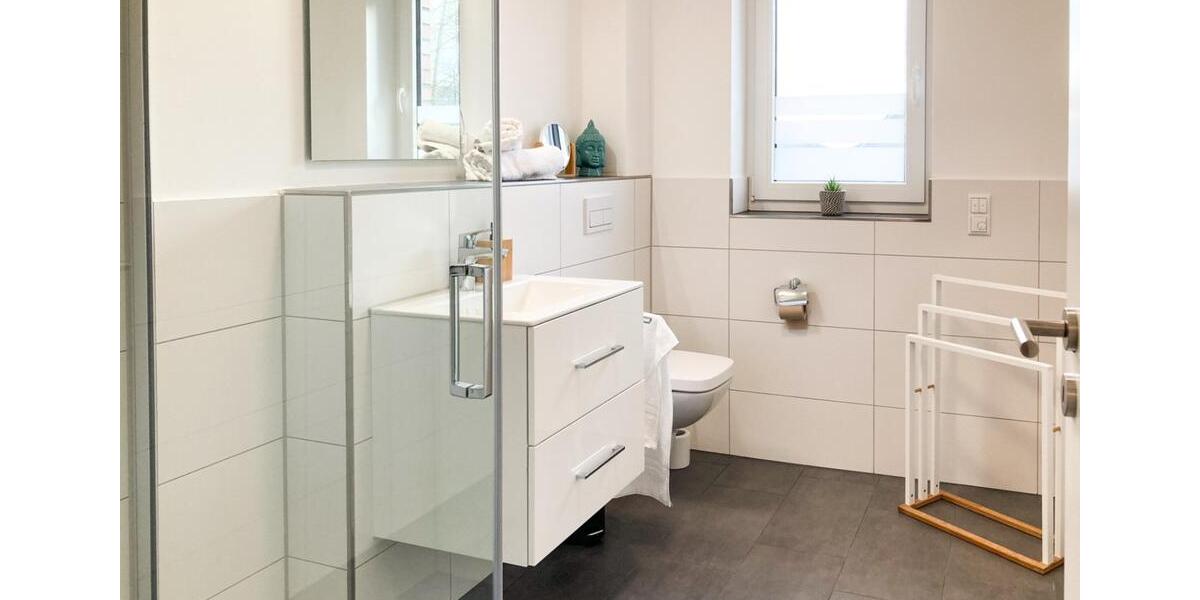 Etagenwohnung Emmerich am Rhein - 2 Zimmer, 60 m&sup2;, 690&euro; | Angebot:25405179