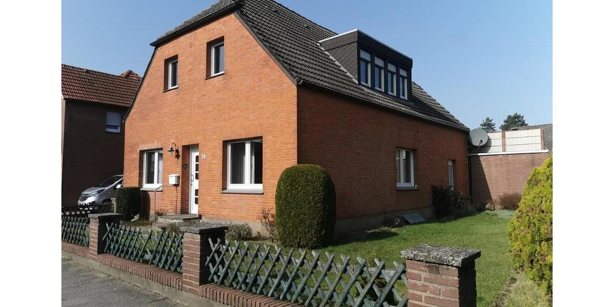 Einfamilienhaus Isselburg - 8 Zimmer, 178 m&sup2;, 209.000&euro; | Angebot:24444538