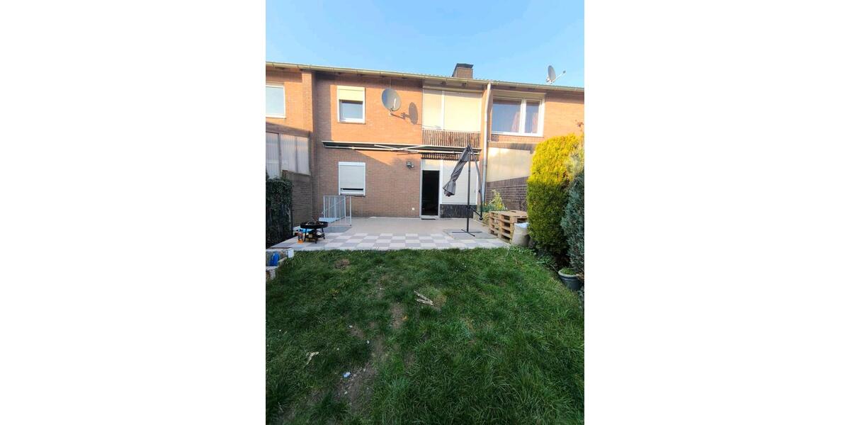 Reihenhaus Emmerich am Rhein - 4 Zimmer, 80 m&sup2;, 220.000&euro; | Angebot:26186487