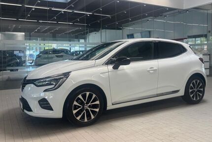 Renault Clio 22.756 km 15.490 &euro; Bocholt 46395