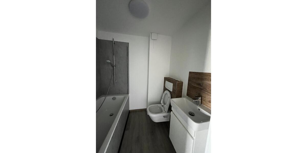 Etagenwohnung Emmerich am Rhein - 3 Zimmer, 73 m&sup2;, 780&euro; | Angebot:26664020