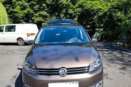 VW Touran 266.488 km 7.800 &euro; Vreden 48691