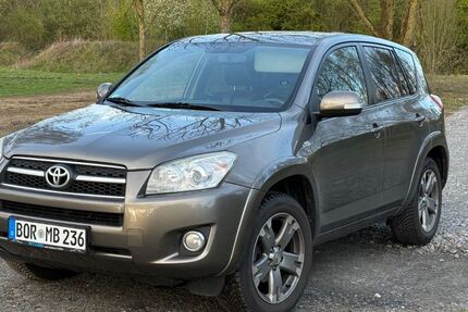Toyota RAV 4 218.000 km 7.000 &euro; Bocholt 46395