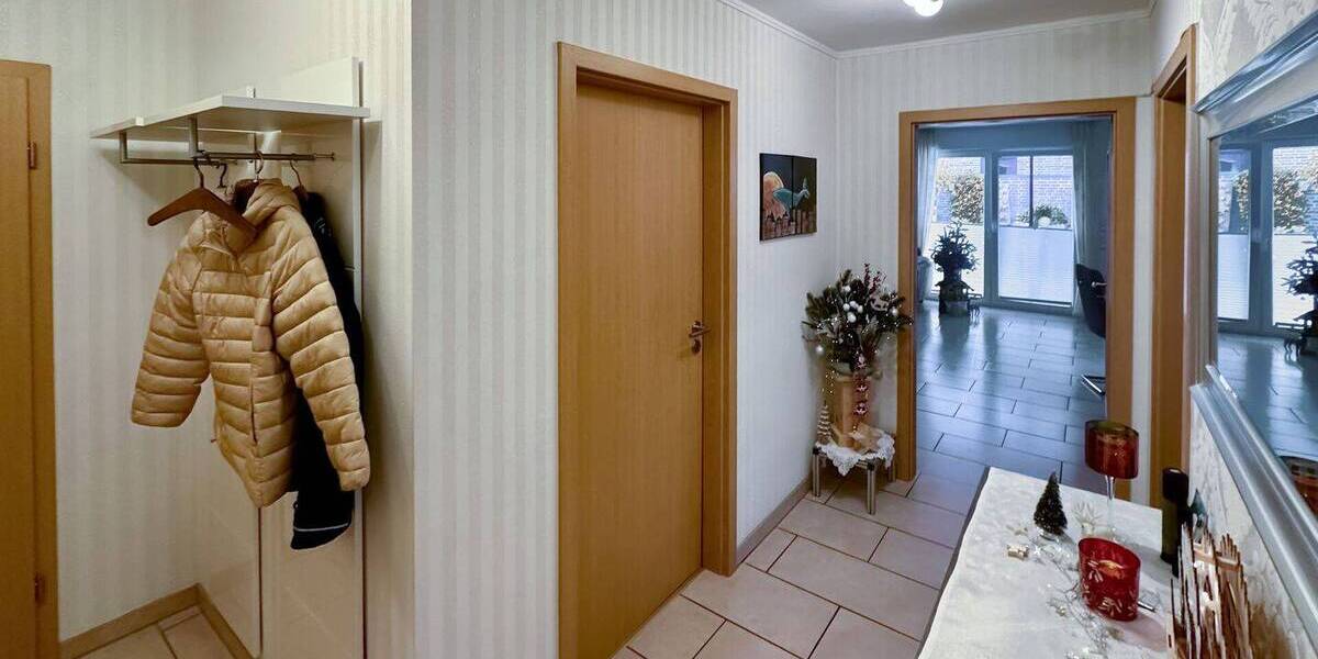 Etagenwohnung Rhede - 3 Zimmer, 80 m&sup2;, 269.000&euro; | Angebot:26037201