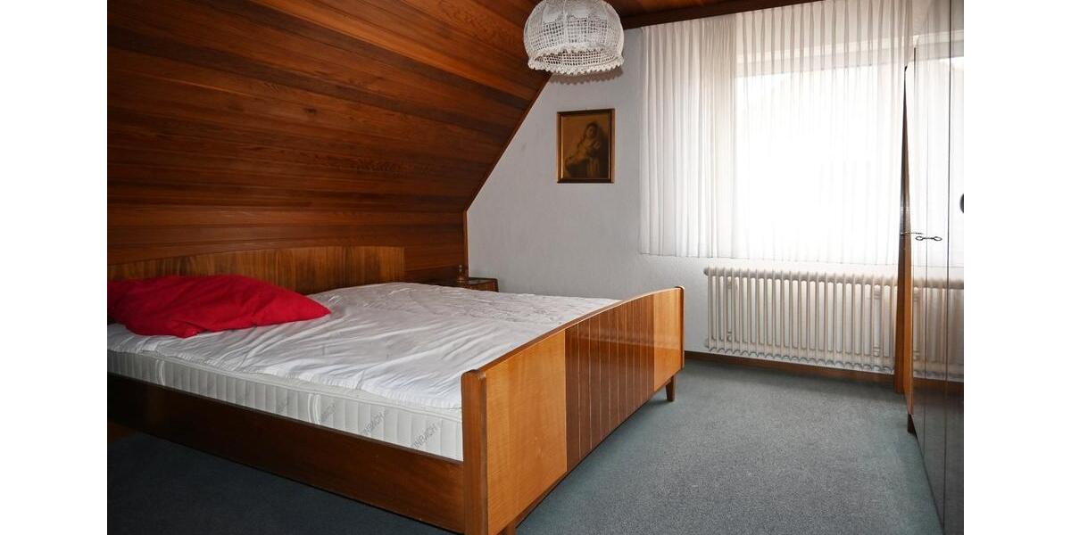 Einfamilienhaus Borken - 9 Zimmer, 158 m&sup2;, 325.000&euro; | Angebot:25175039