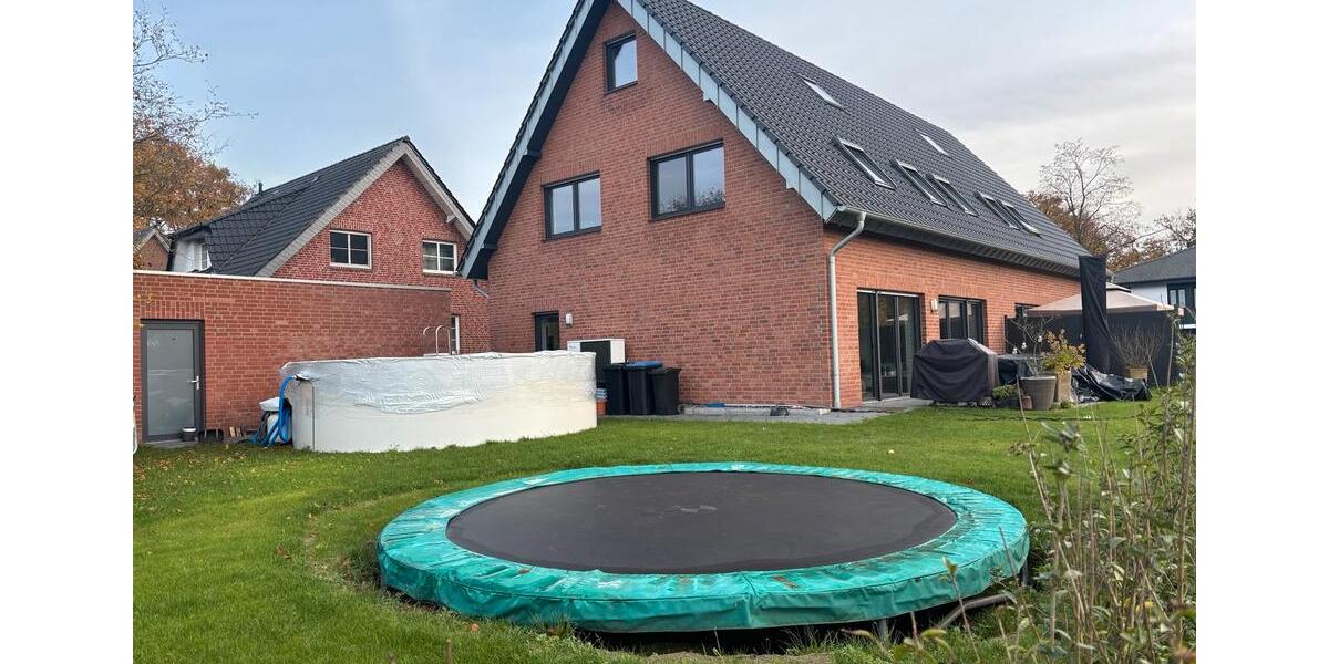 Doppelhaushälfte Hamminkeln - 5 Zimmer, 121 m&sup2;, 1.540&euro; | Angebot:25302186