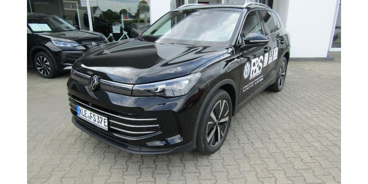 VW Tiguan 5.555 km 60.450 &euro; Emmerich am Rhein 46446
