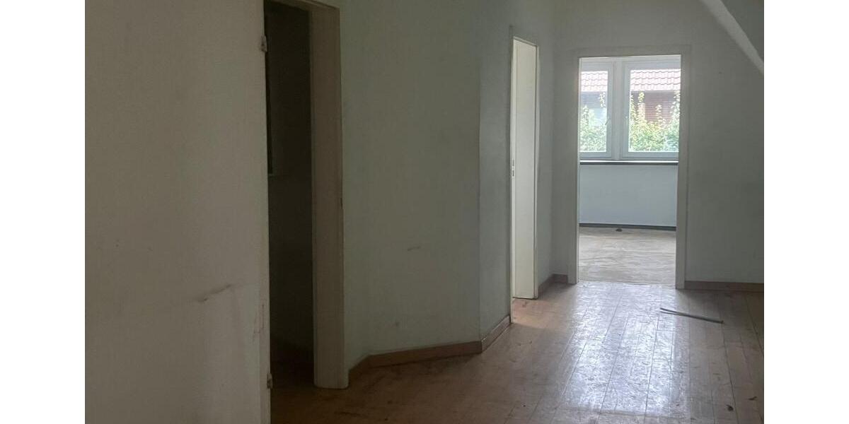Dachgeschoßwohnung Bocholt - 4 Zimmer, 102 m&sup2;, 795&euro; | Angebot:25156560