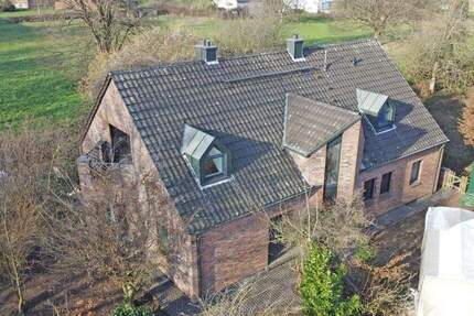 Haus Voerde Götterswickerhamm - 6 Zimmer, 200 m&sup2;, 630.000&euro; | Angebot:25684458