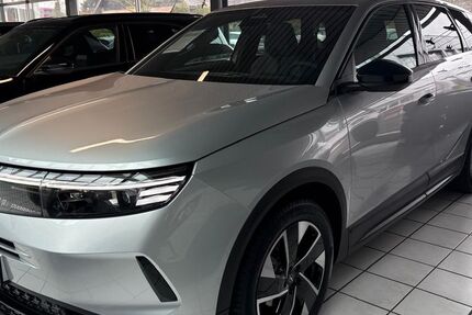 Opel Grandland (X) 1.979 km 32.890 &euro; Raesfeld 46348