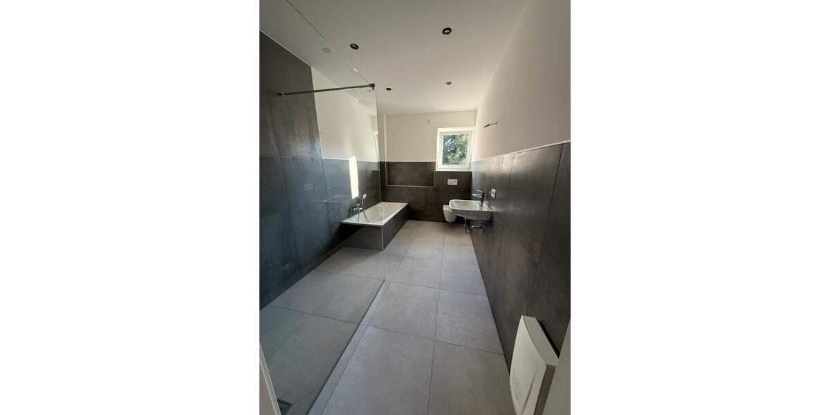 Maisonettenwohnung Emmerich am Rhein - 3.5 Zimmer, 106 m&sup2;, 1.380&euro; | Angebot:26439712