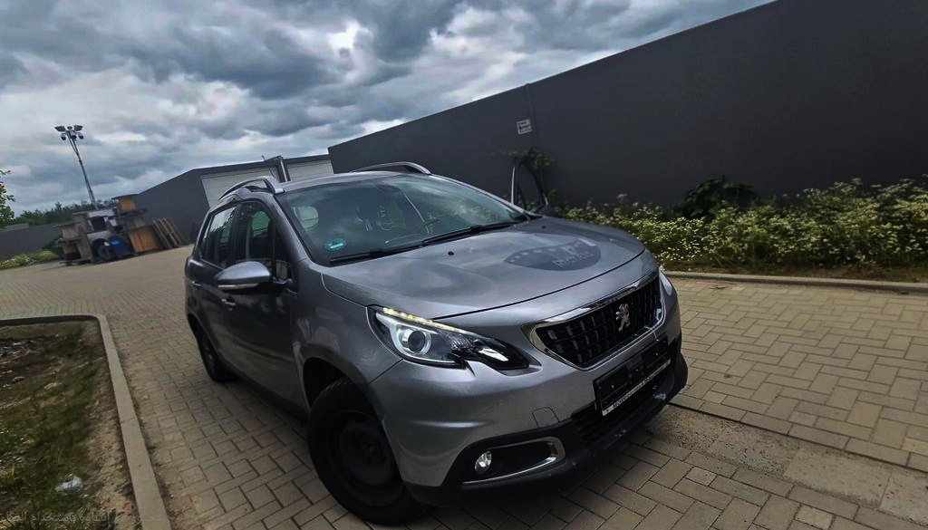 Peugeot 208 100.355 km 5.549 &euro; Schermbeck 46514