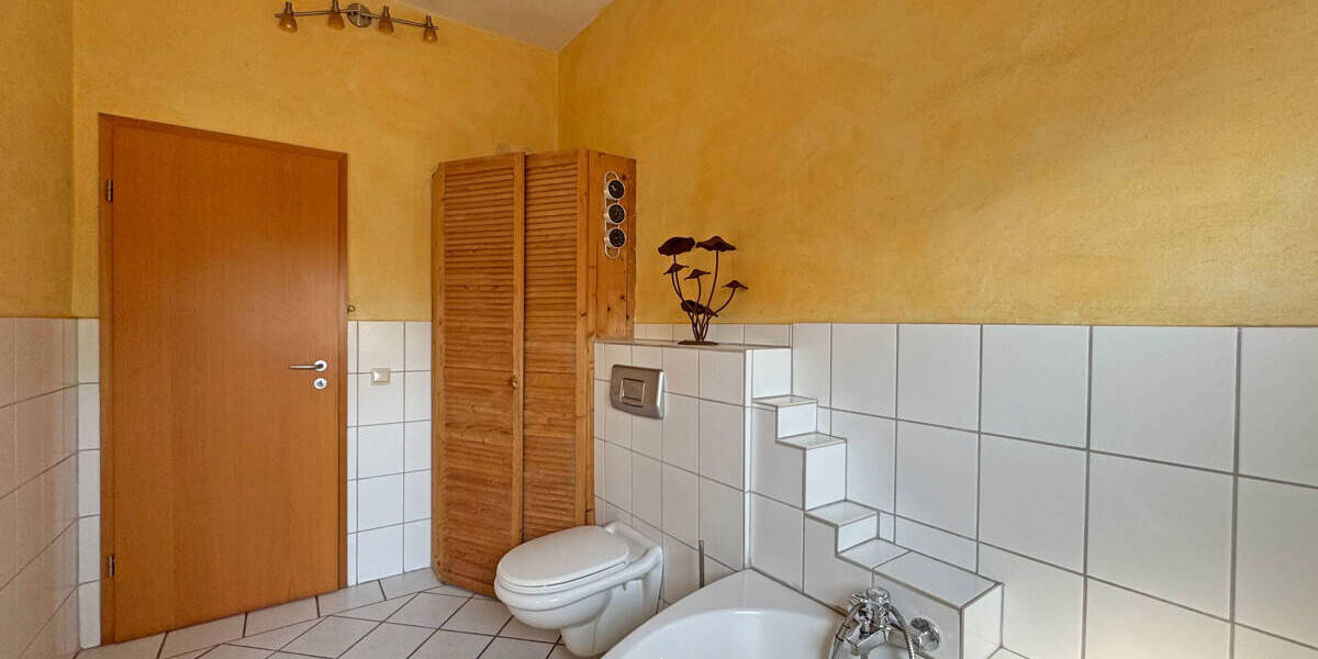 Mehrfamilienhaus, Wohnhaus Voerde - 1 Zimmer, 272 m&sup2;, 420.000&euro; | Angebot:25684445