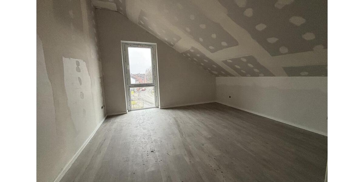 Dachgeschoßwohnung Bocholt - 2 Zimmer, 80 m&sup2;, 1.120&euro; | Angebot:23860328
