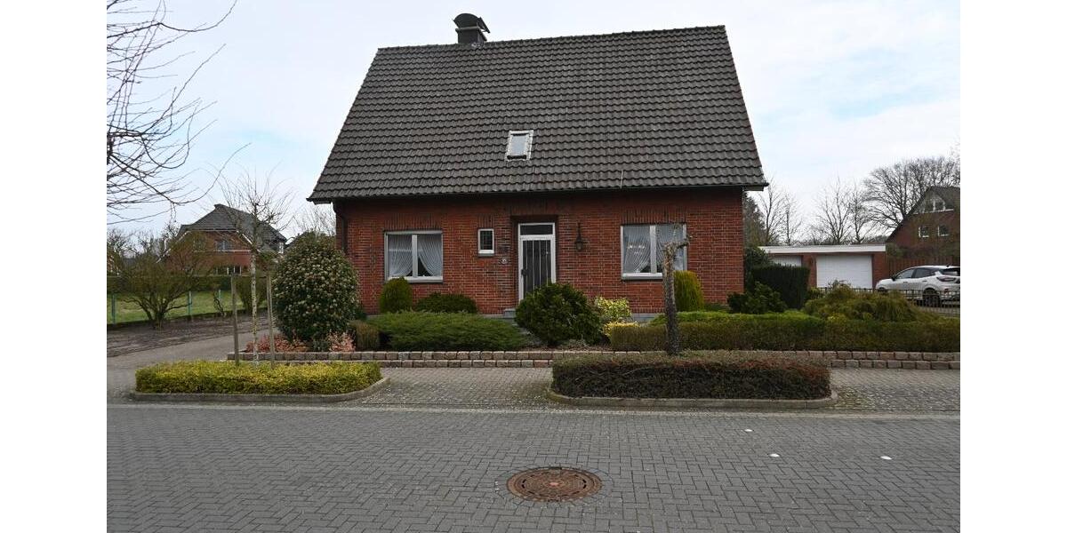 Einfamilienhaus Borken - 9 Zimmer, 158 m&sup2;, 325.000&euro; | Angebot:25175039