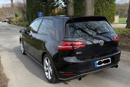 VW Golf 218.000 km 9.900 &euro; Borken 46325