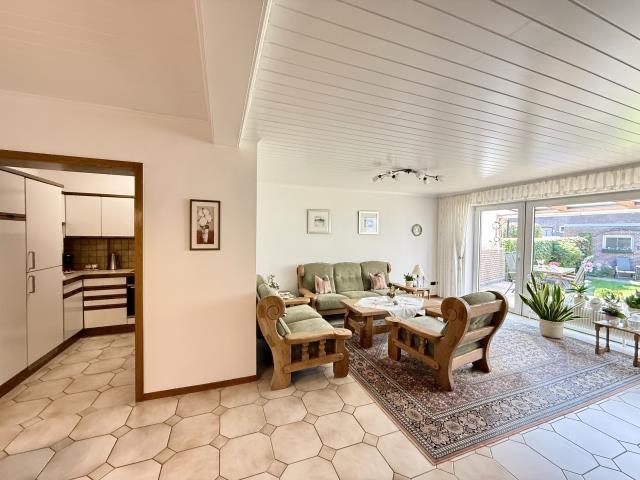 Reihenhaus Bocholt Feldmark - 5 Zimmer, 145 m&sup2;, 1.900&euro; | Angebot:25811167