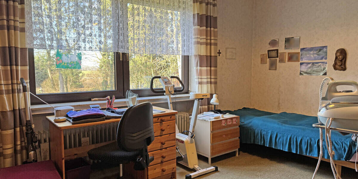 Mehrfamilienhaus, Wohnhaus Wesel Lackhausen - 7 Zimmer, 212 m&sup2;, 530.000&euro; | Angebot:25970382