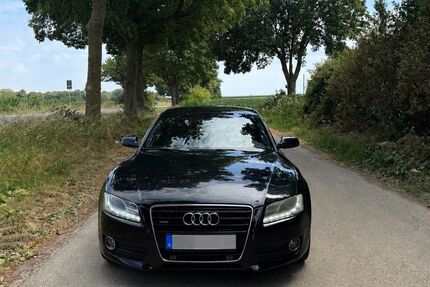 Audi A5 247.000 km 7.750 &euro; Rees 46459