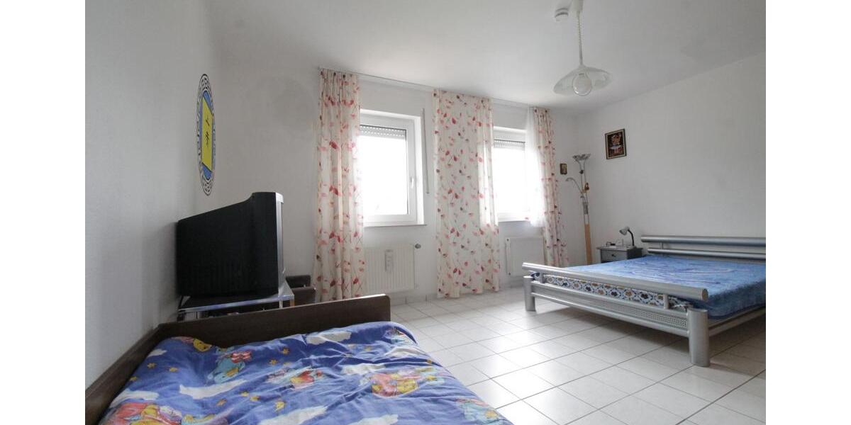 Reihenhaus Wesel - 7 Zimmer, 104 m&sup2;, 365.000&euro; | Angebot:25393572