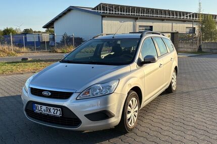 Ford Focus 146.241 km 3.450 &euro; Rees 46459