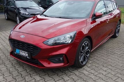 Ford Focus 23.300 km 19.288 &euro; Rees 46459