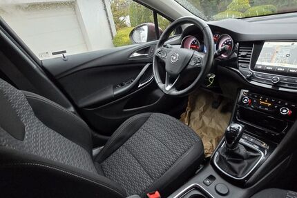 Opel Astra 42.000 km 9.390 &euro; Hünxe 46569