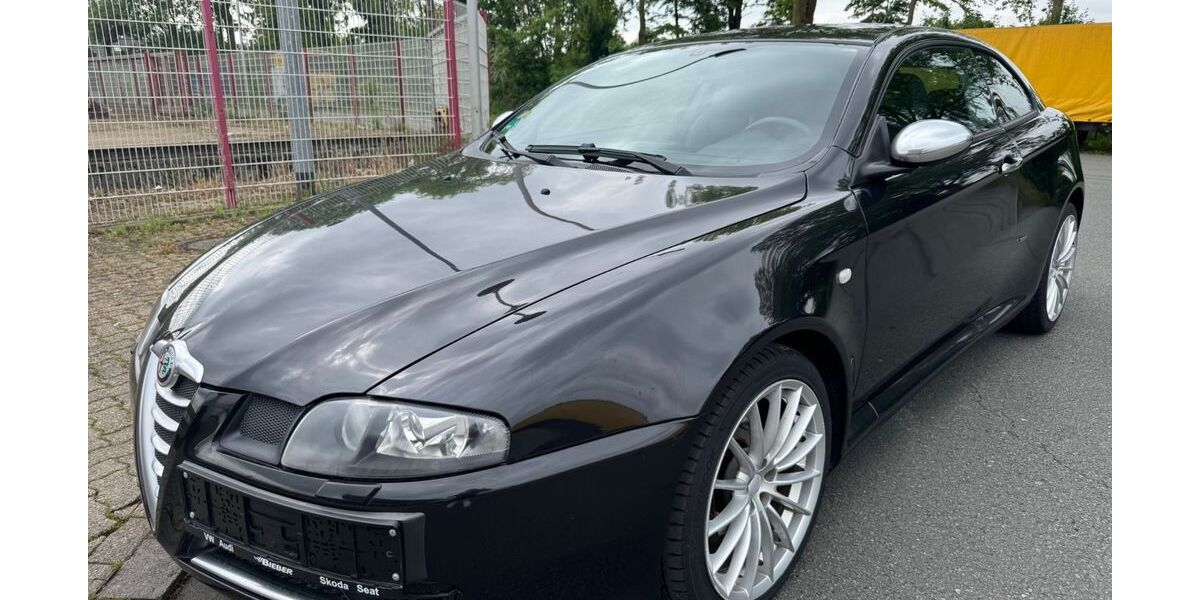 Alfa Romeo GT 289.000 km 2.450 &euro; bocholt 46395