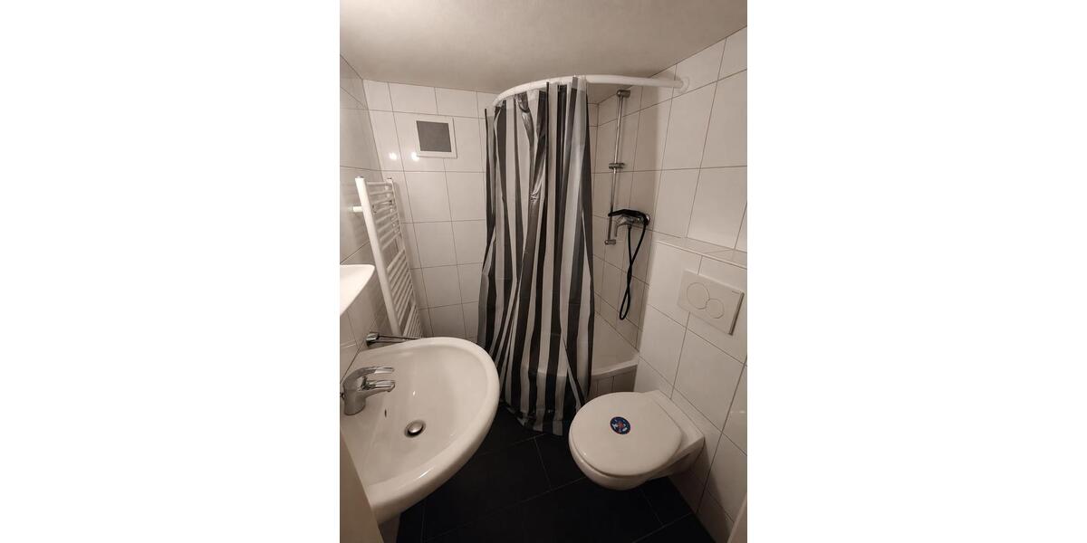 Erdgeschoßwohnung Emmerich am Rhein - 5 Zimmer, 110 m&sup2;, 245.000&euro; | Angebot:27263697